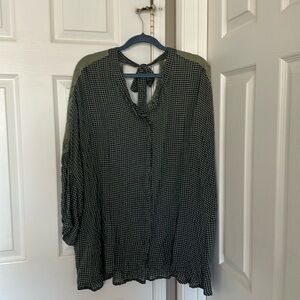 XCVI shirt, size XL, green